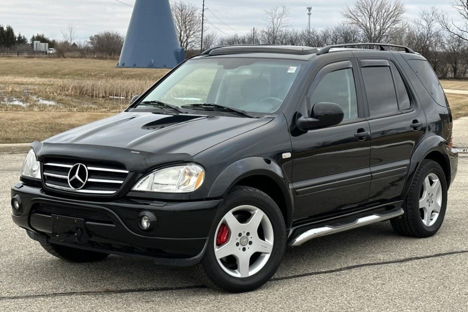2001 Mercedes-Benz M-Class & GLE-Class sold for $15,500