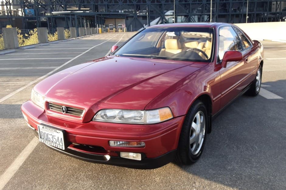1992 Acura Legend sold for $12,250