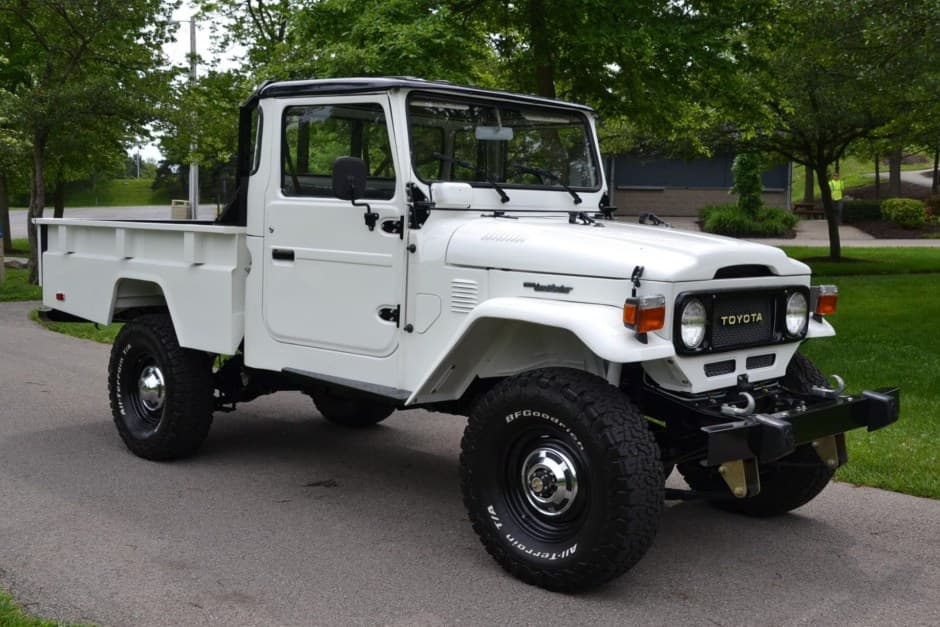 1986 Toyota Land Cruiser FJ45 sold for $47,500
