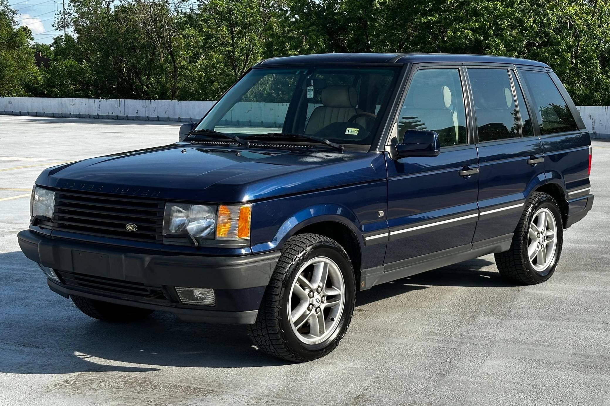2001 Land Rover Range Rover sold for $3,900