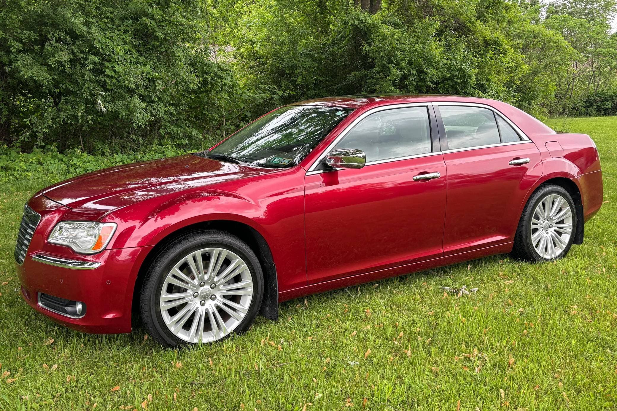 2011 Chrysler 300 sold for $15,015