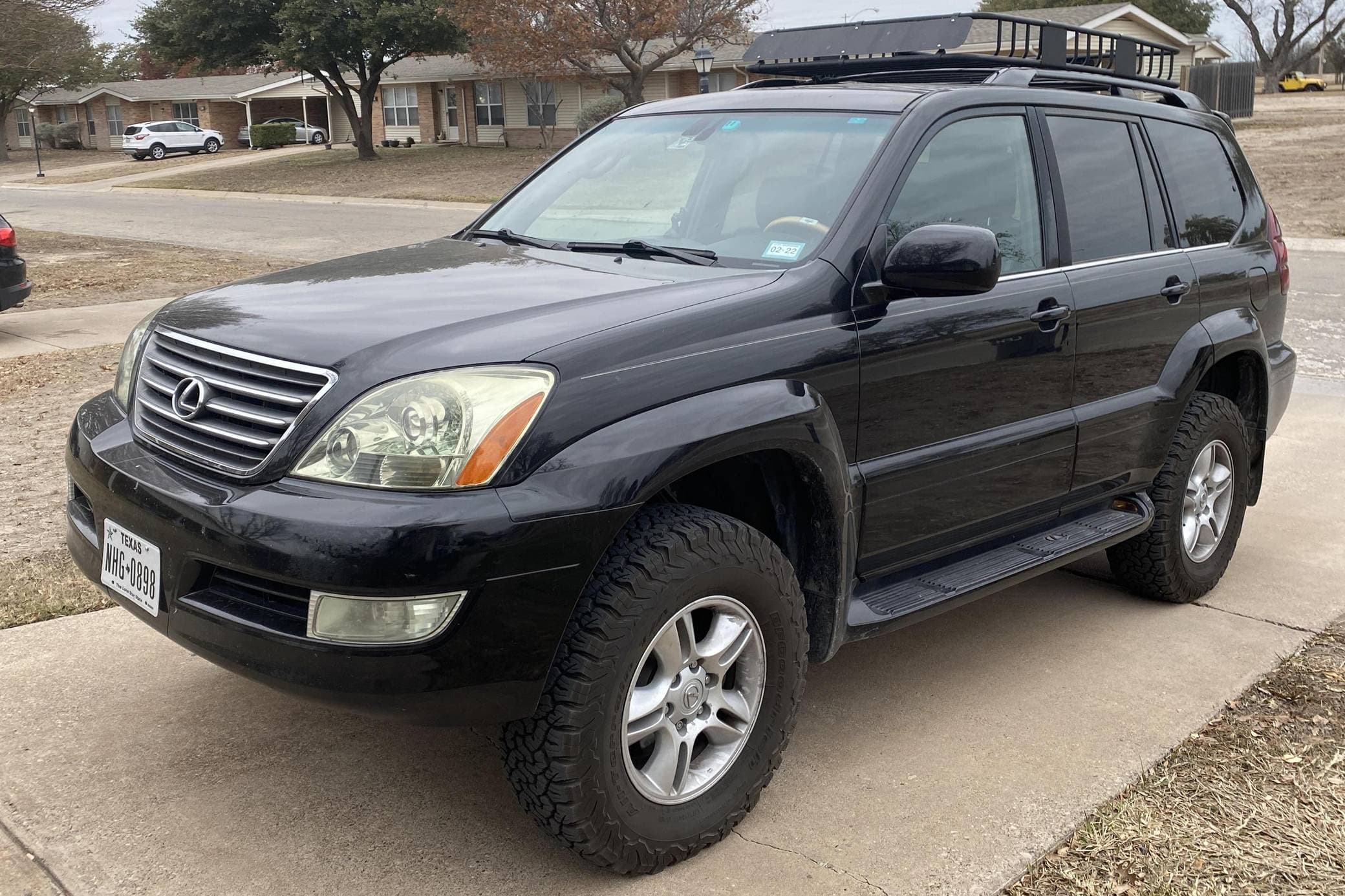 2003 Lexus GX sold for $15,800