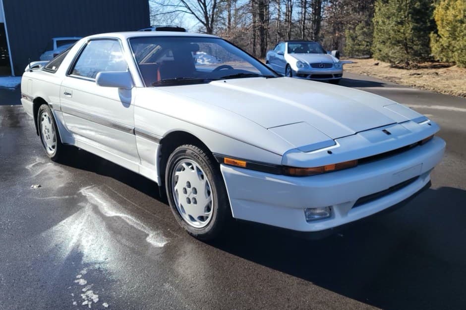 1987 Toyota Supra A70 (1986-1992) sold for $17,000