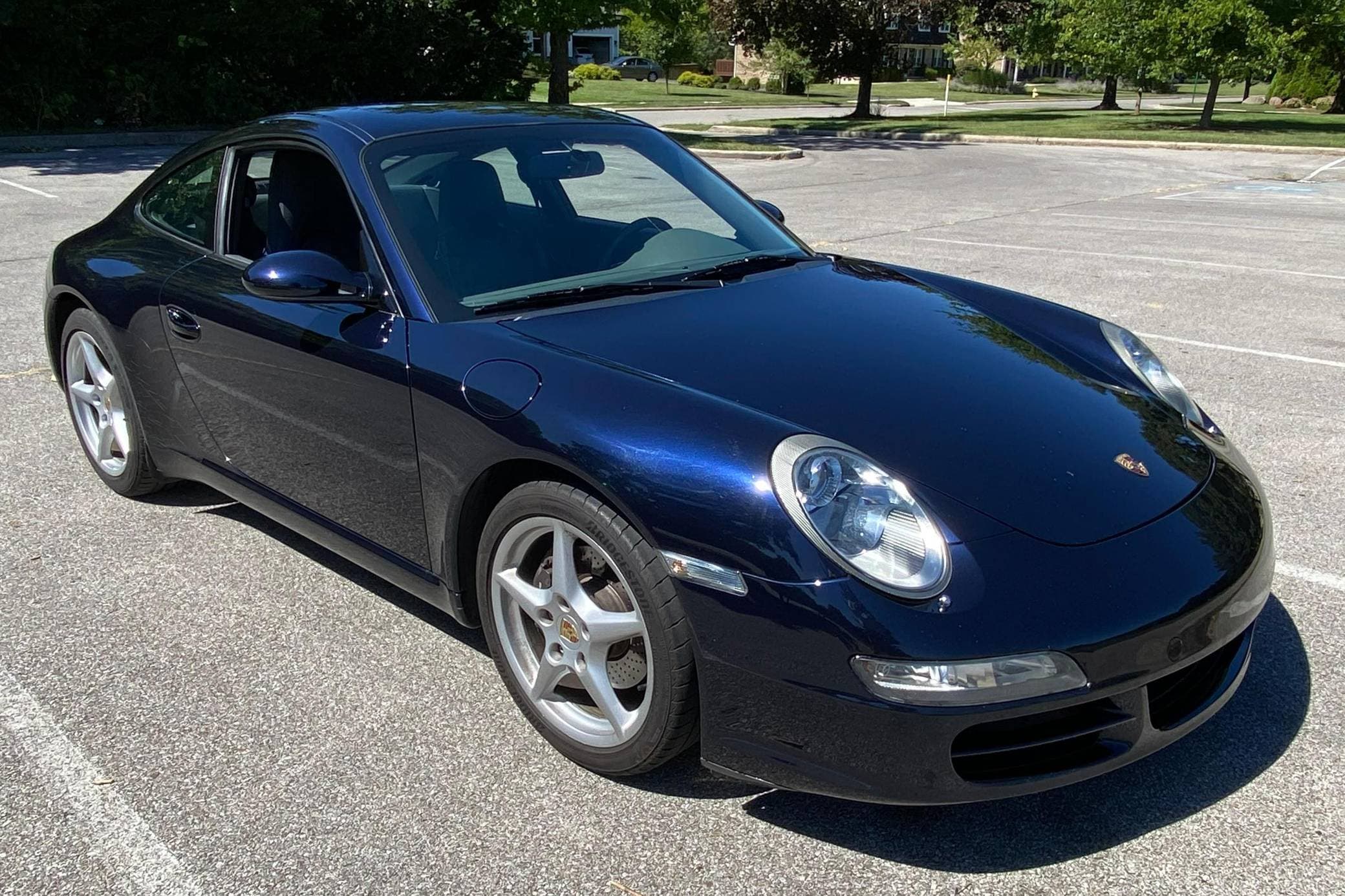 2005 Porsche 997 911 sold for $25,555