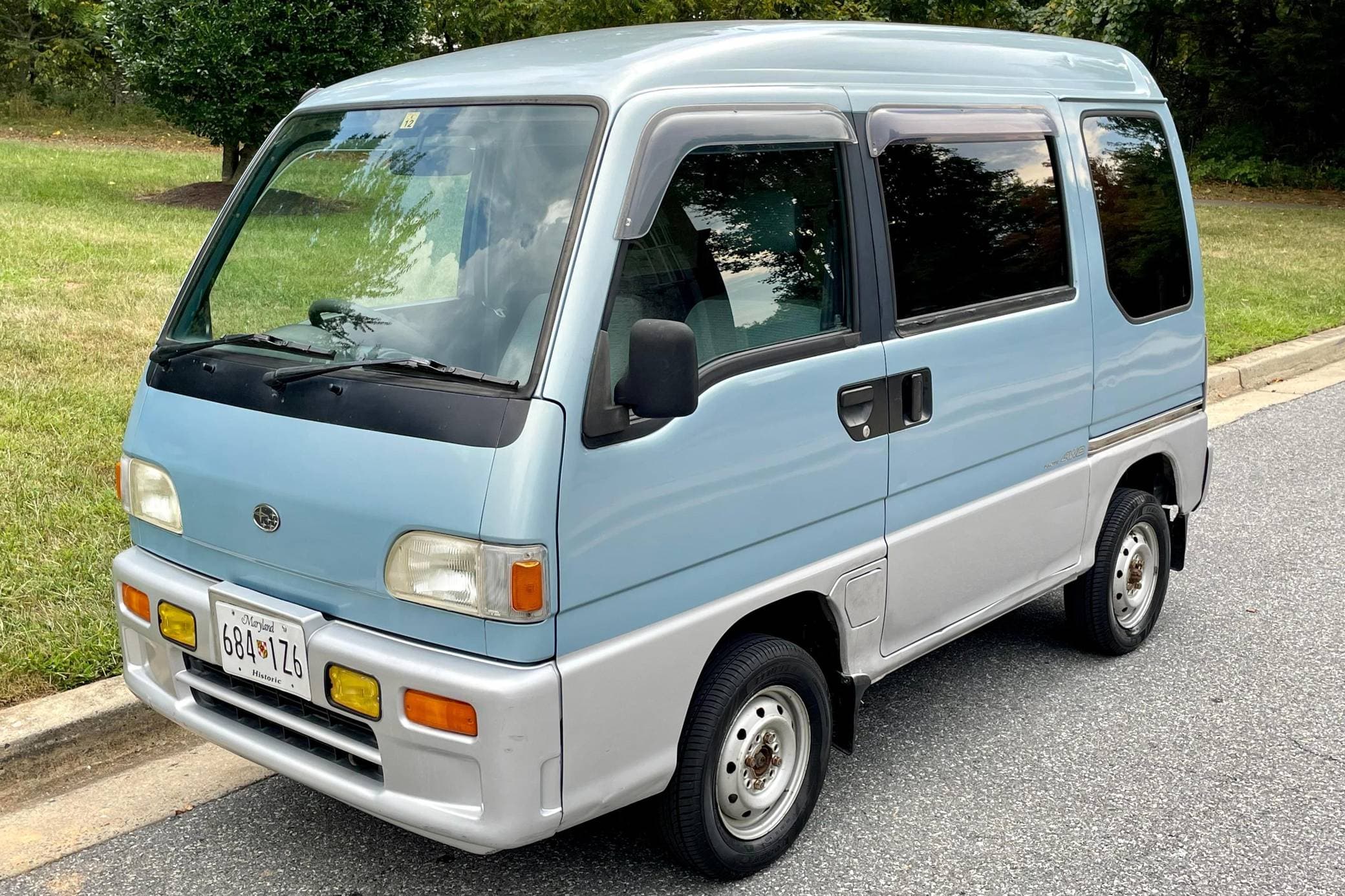 1995 Subaru Sambar sold for $7,500
