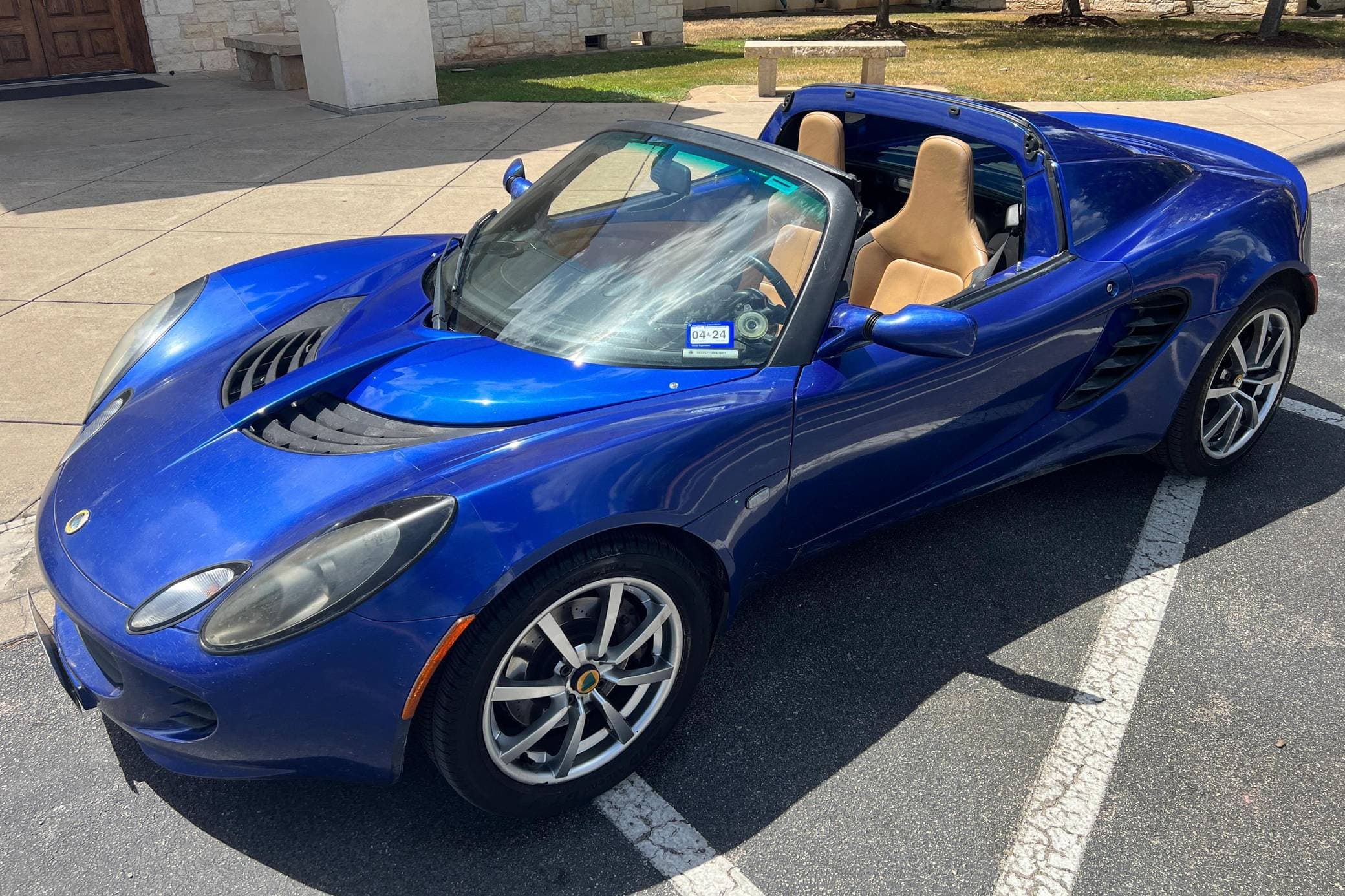 2005 Lotus Elise sold for $27,800