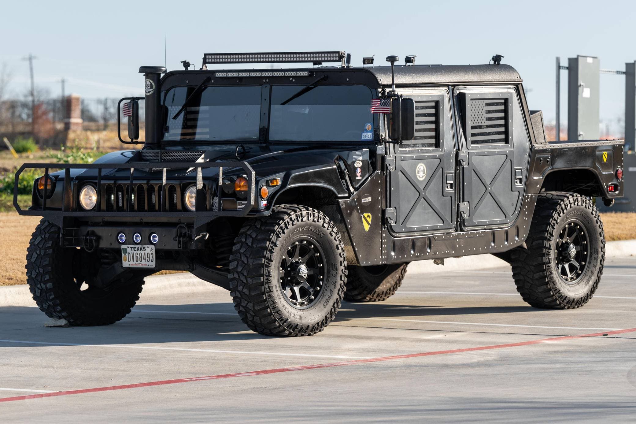 1987 AM General Hummer sold for $37,000