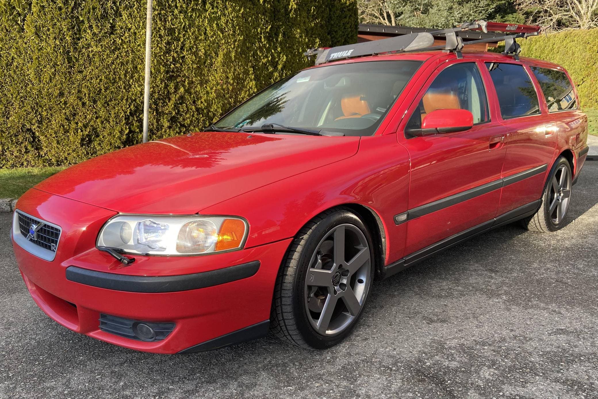 2004 Volvo V70 sold for $11,500
