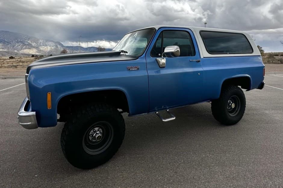 1976 GMC Jimmy (1973-1991) sold for $15,500