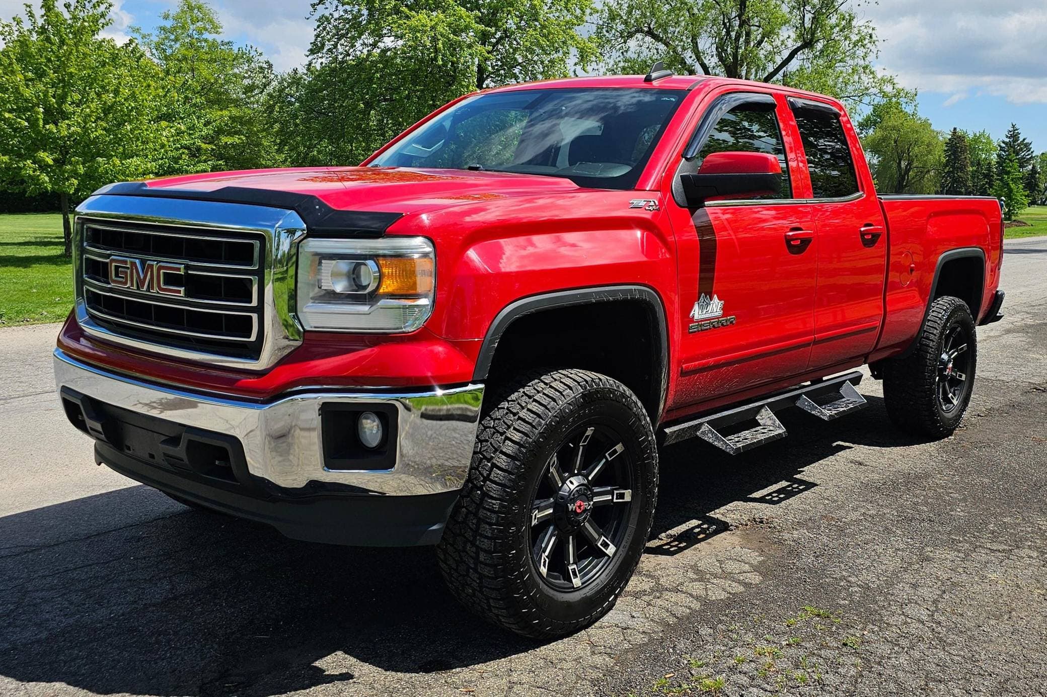 2015 GMC Sierra sold for $21,250