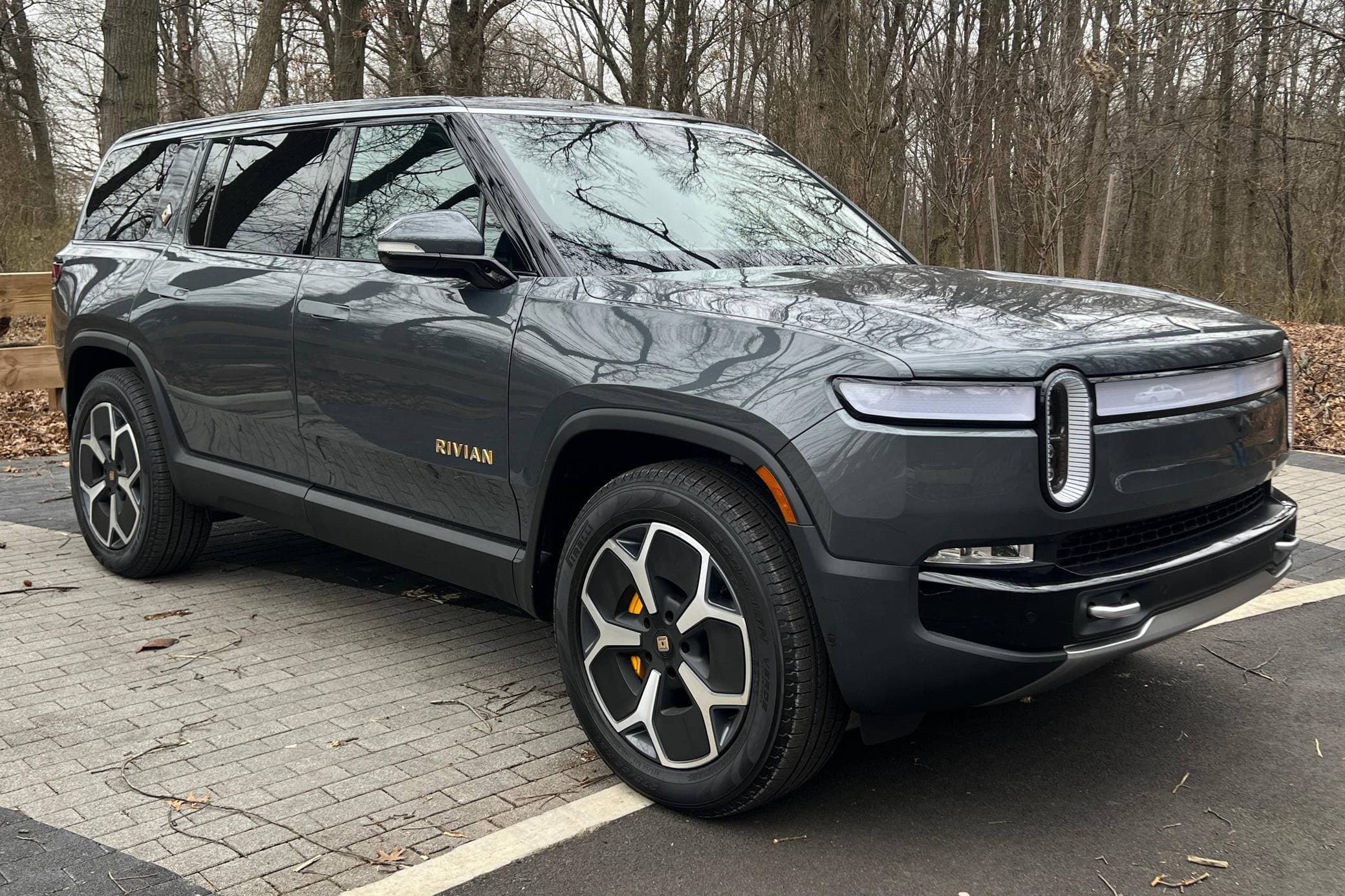 2023 Rivian R1S sold for $73,101