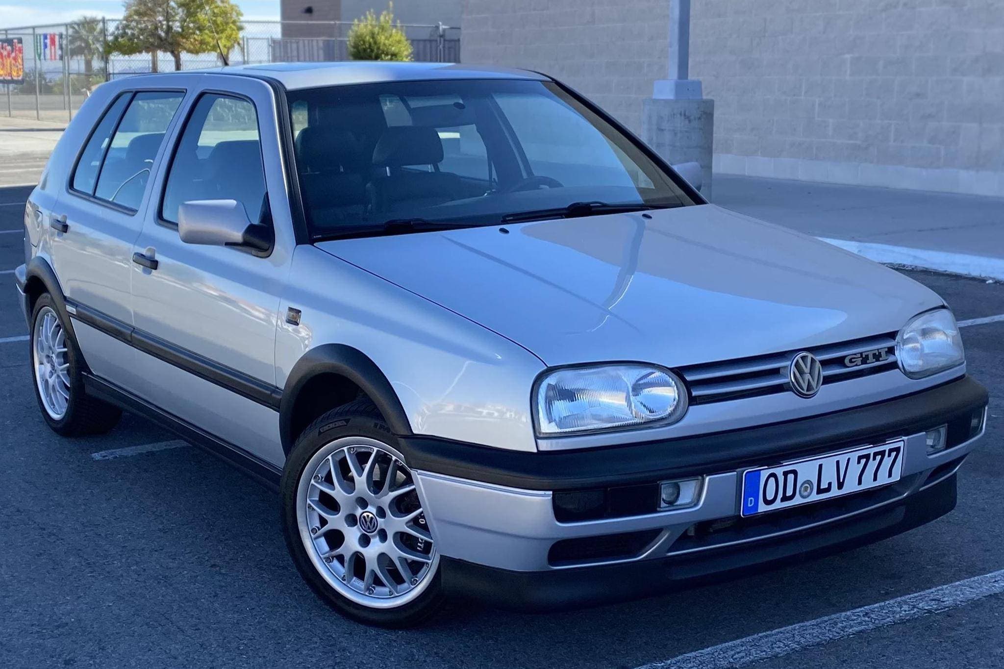 1995 Volkswagen Mk3 GTI sold for $8,600