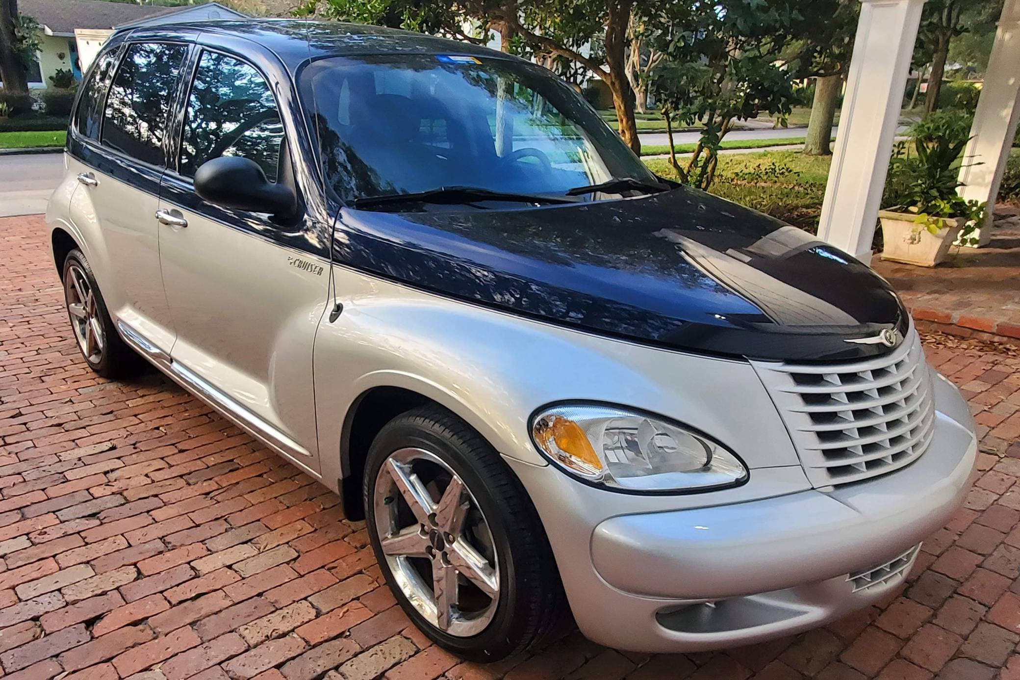2004 Chrysler PT Cruiser sold for $6,600