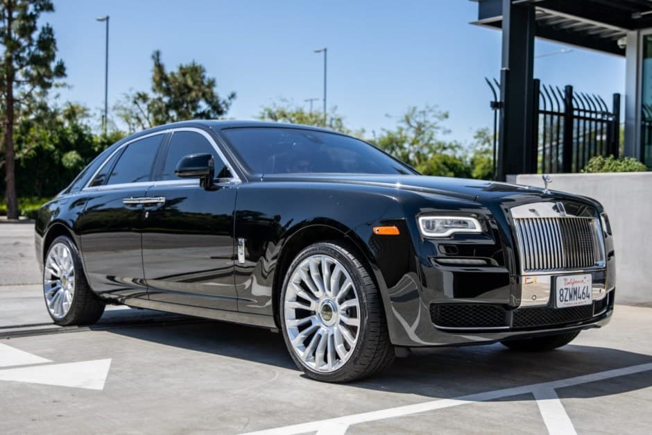 2016 Rolls-Royce Ghost sold for $181,000