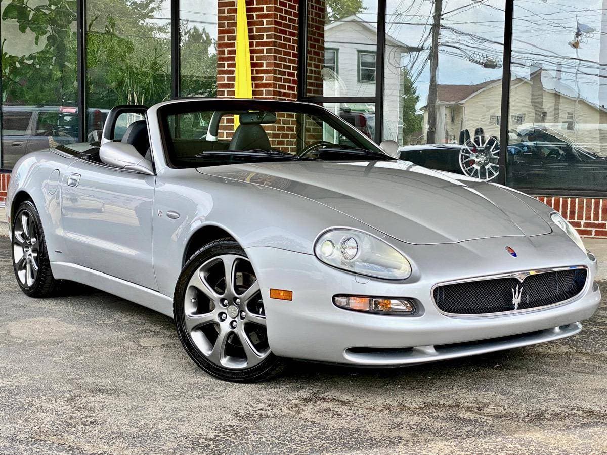 2004 Maserati Spyder sold for $22,322