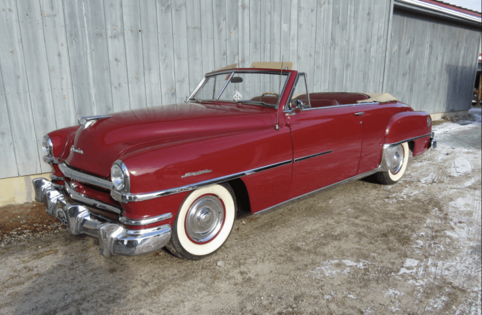 1952 Chrysler Windsor sold for $15,001