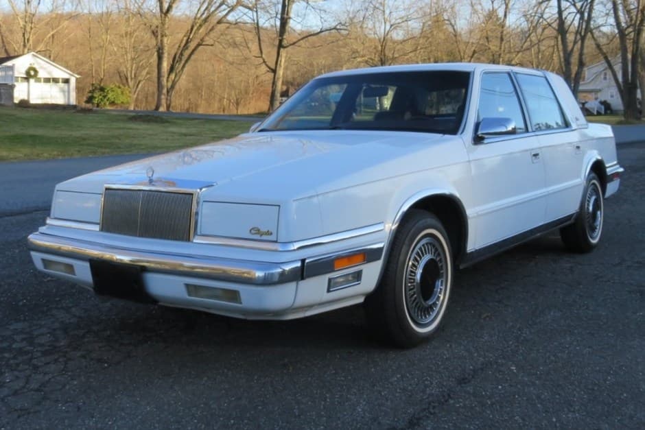 1990 Chrysler New Yorker sold for $7,000