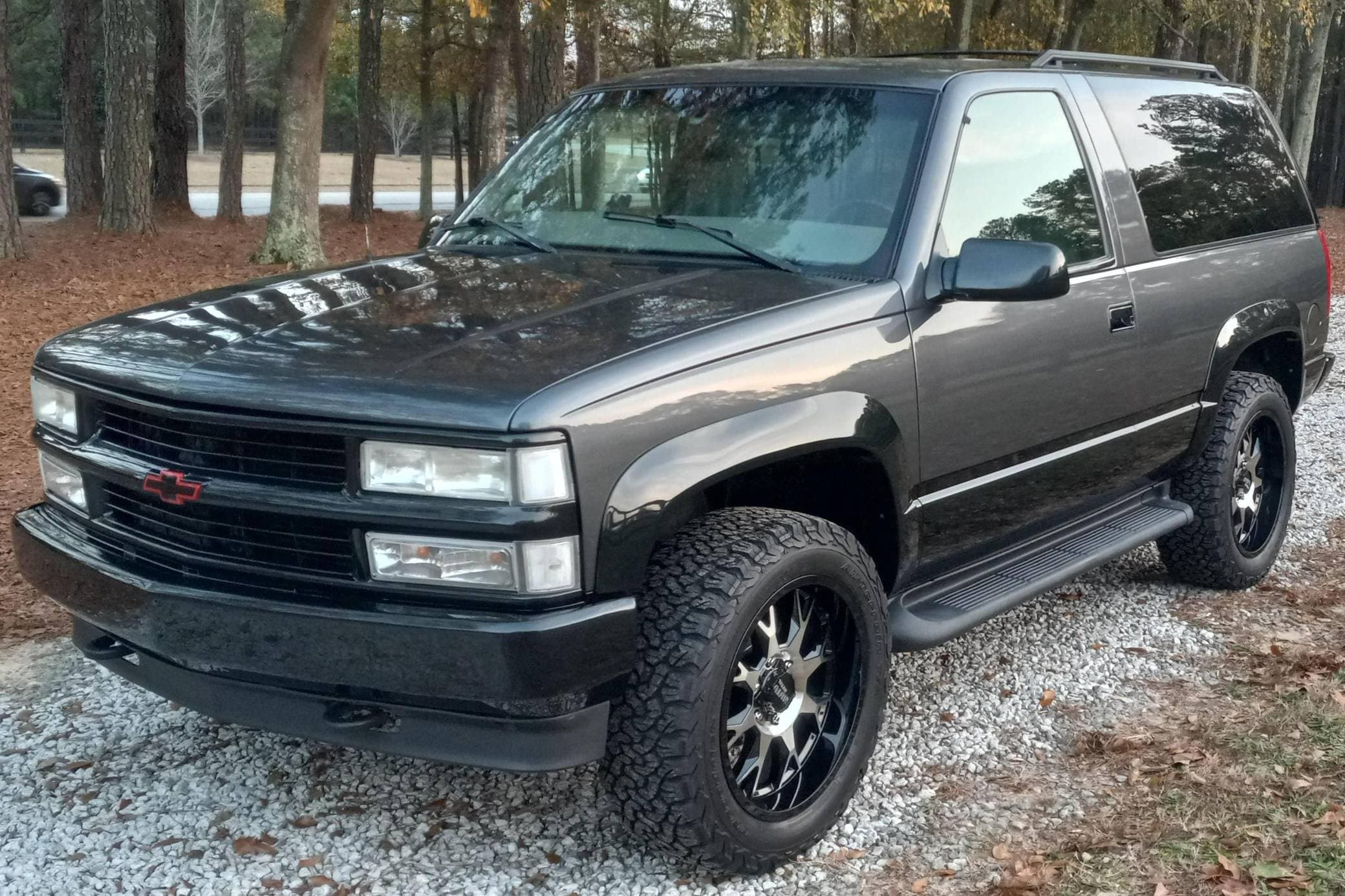 1999 Chevrolet Tahoe sold for $16,750