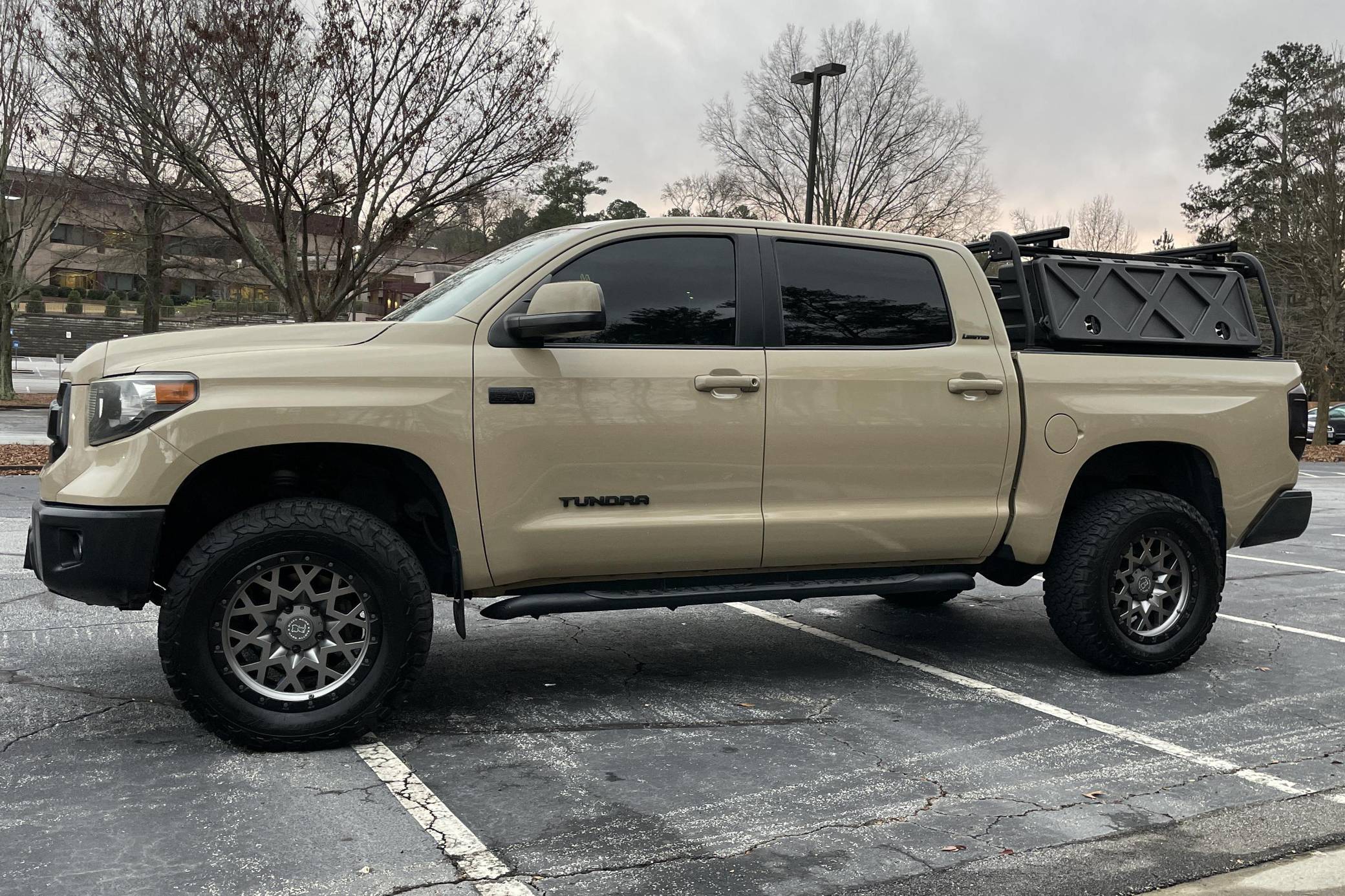 2017 Toyota Tundra sold for $41,255