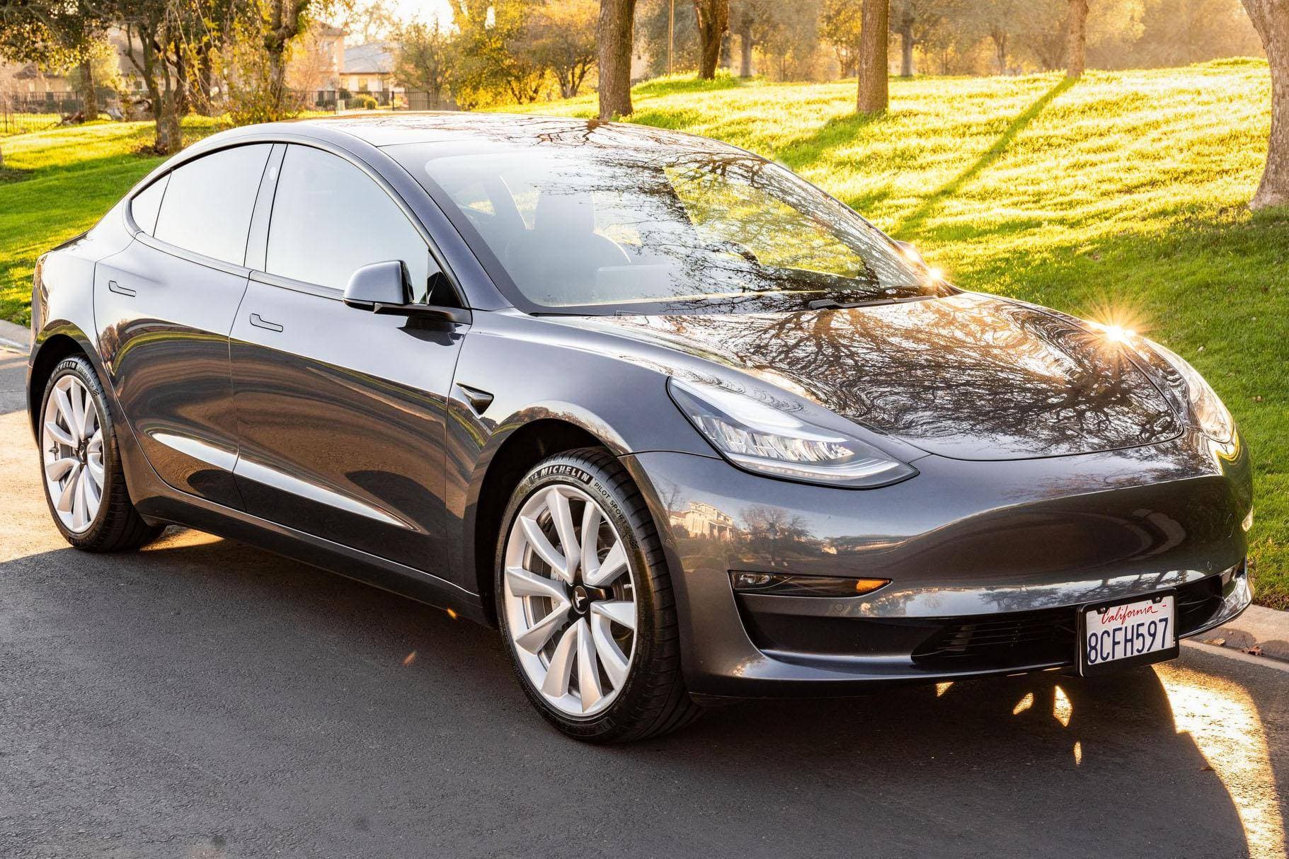 2017 Tesla Model 3 sold for $39,000