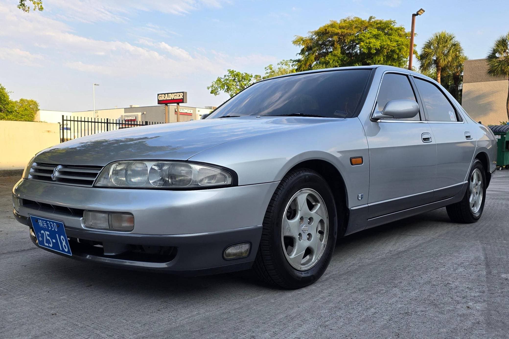 1993 Nissan R33 Skyline sold for $8,000