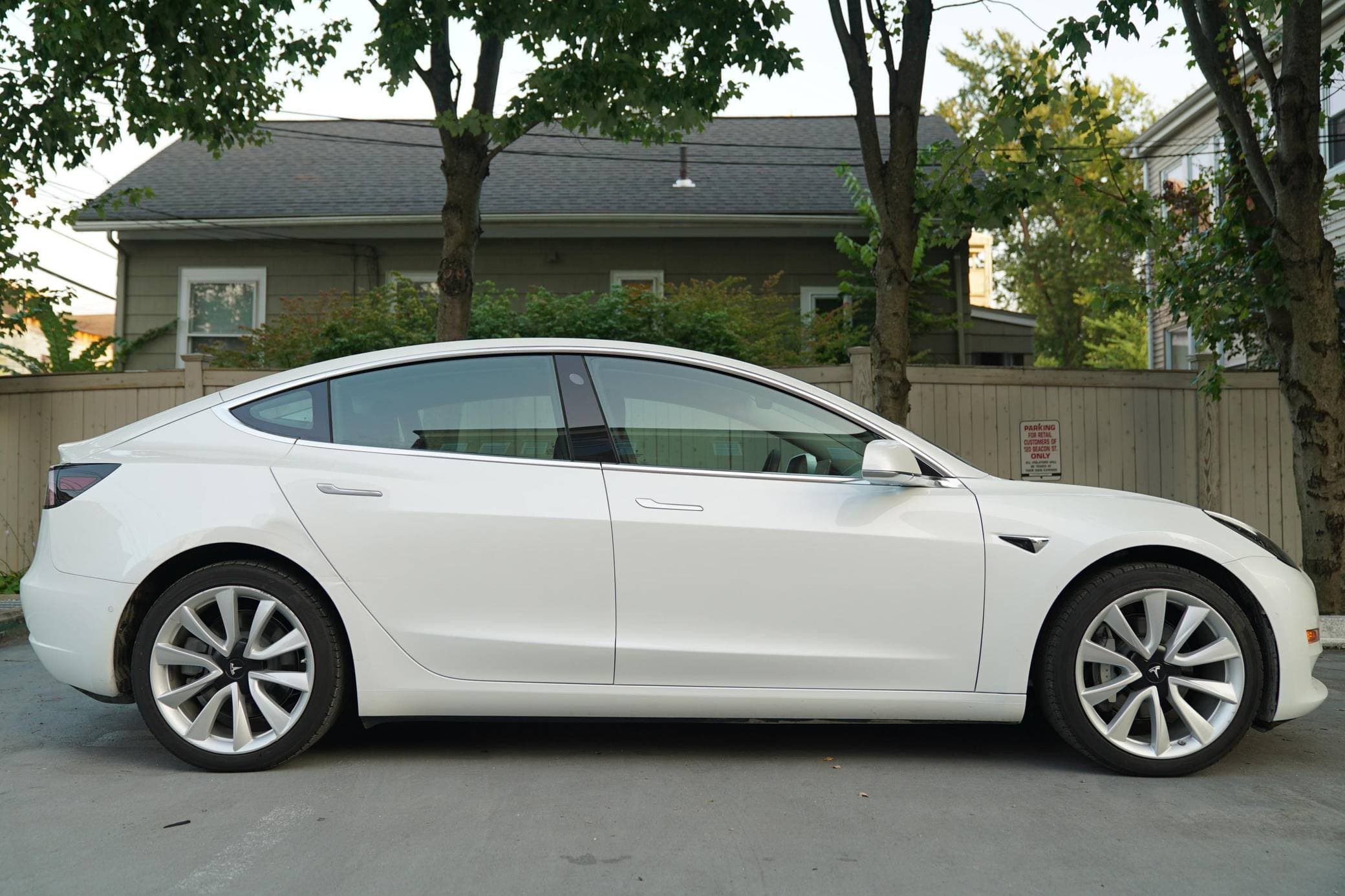 2019 Tesla Model 3 sold for $29,000
