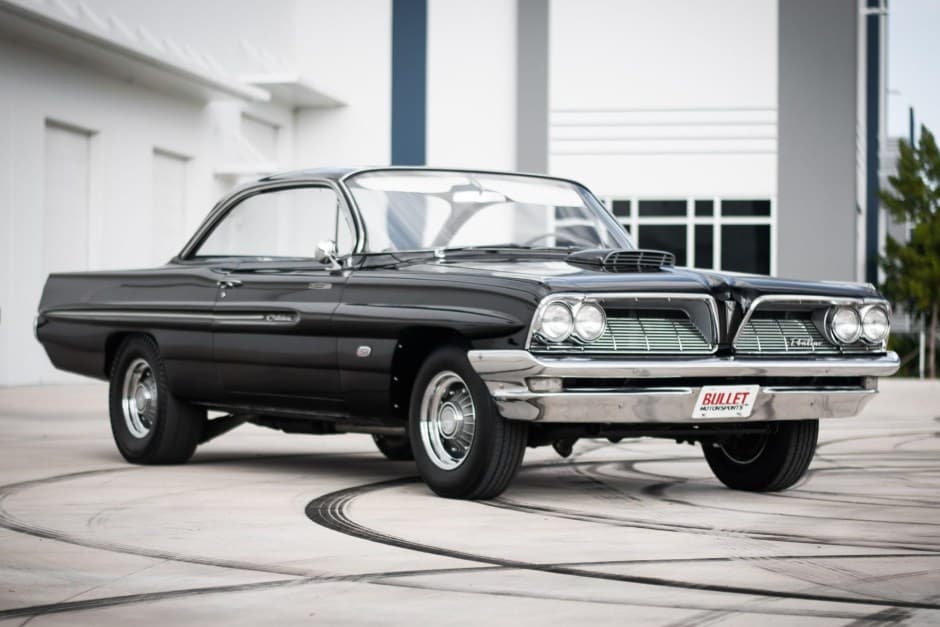1961 Pontiac Catalina sold for $52,500