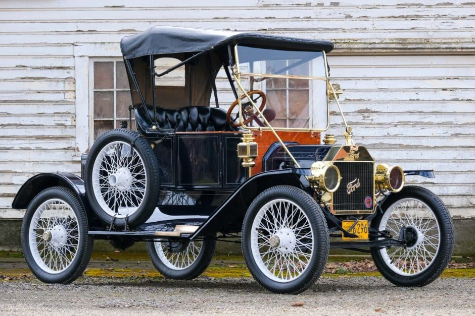 1912 Ford  sold for $30,050