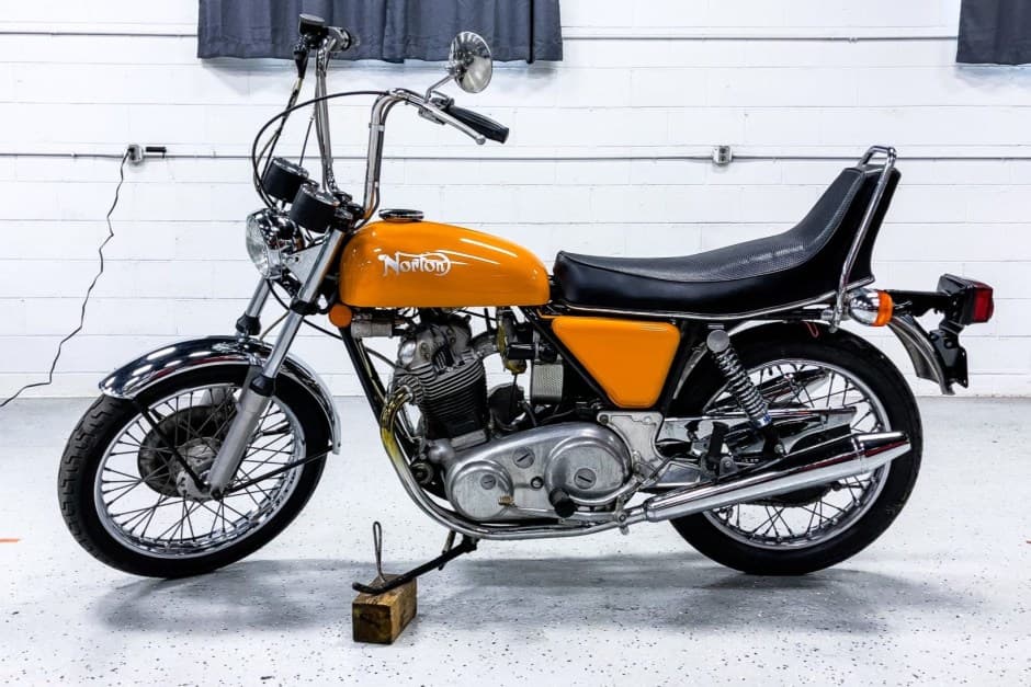 1974 Norton Commando sold for $6,300