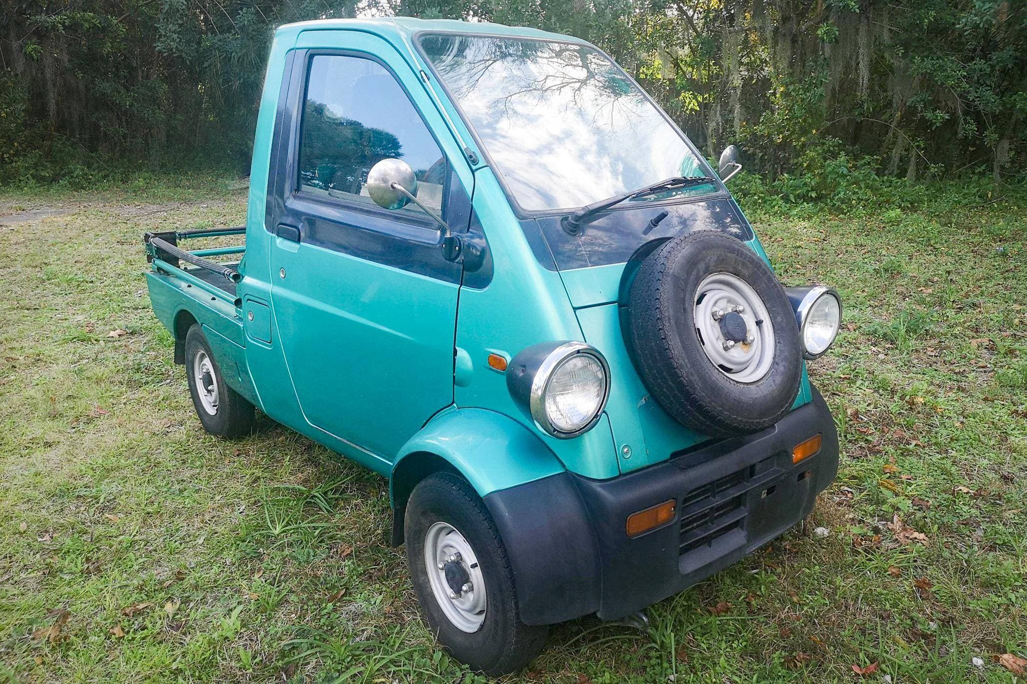 1996 Daihatsu Midget sold for $5,000