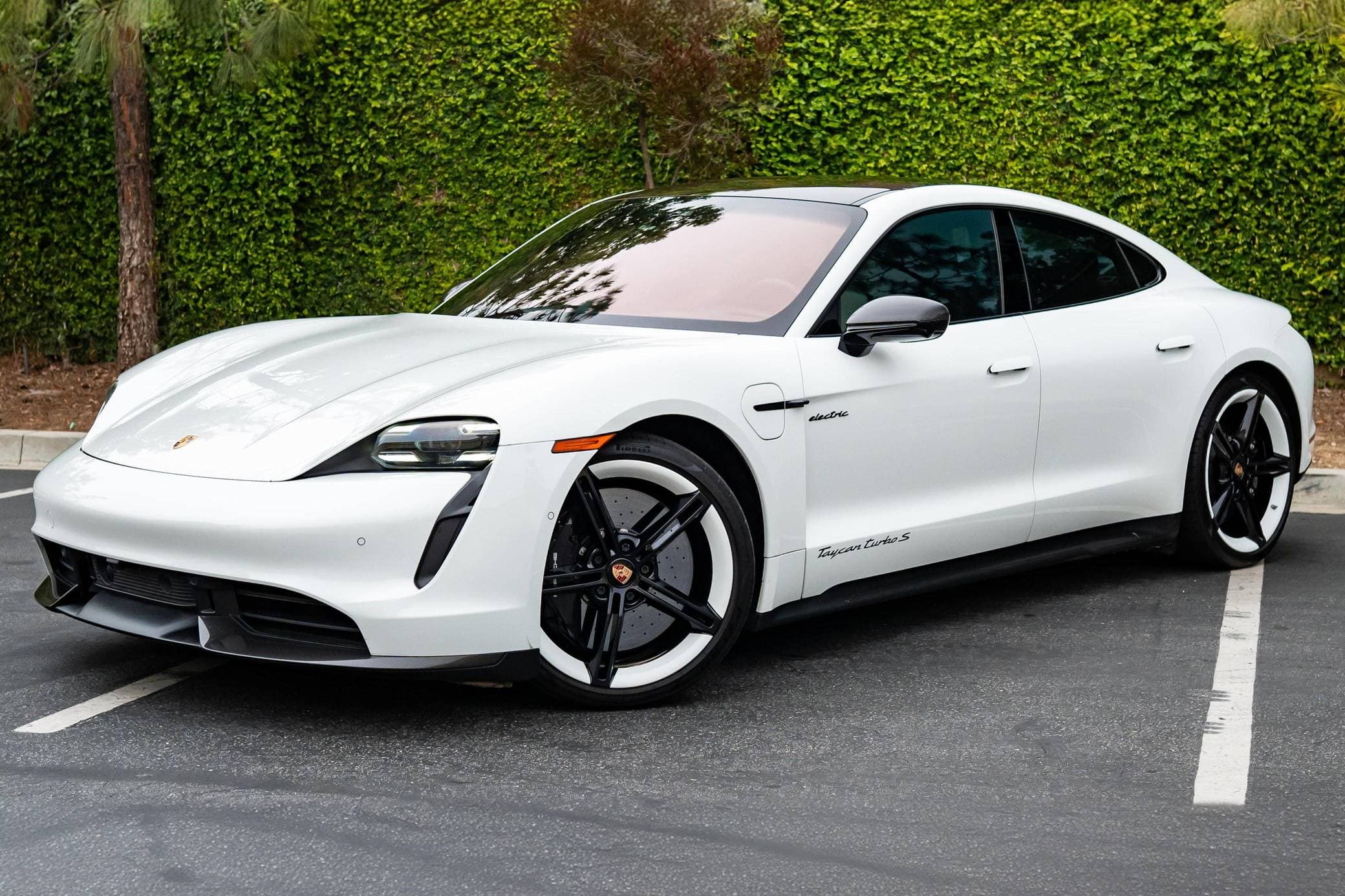 2020 Porsche Taycan sold for $77,500