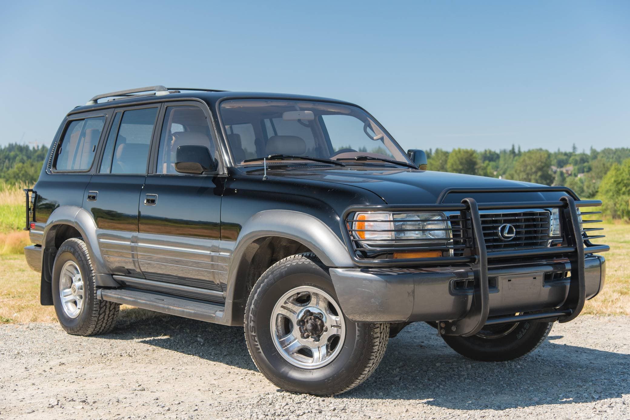 1997 Lexus LX sold for $8,584