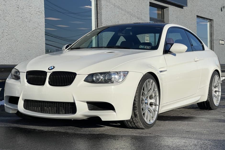 2012 BMW E90/E92/E93 M3 sold for $47,392