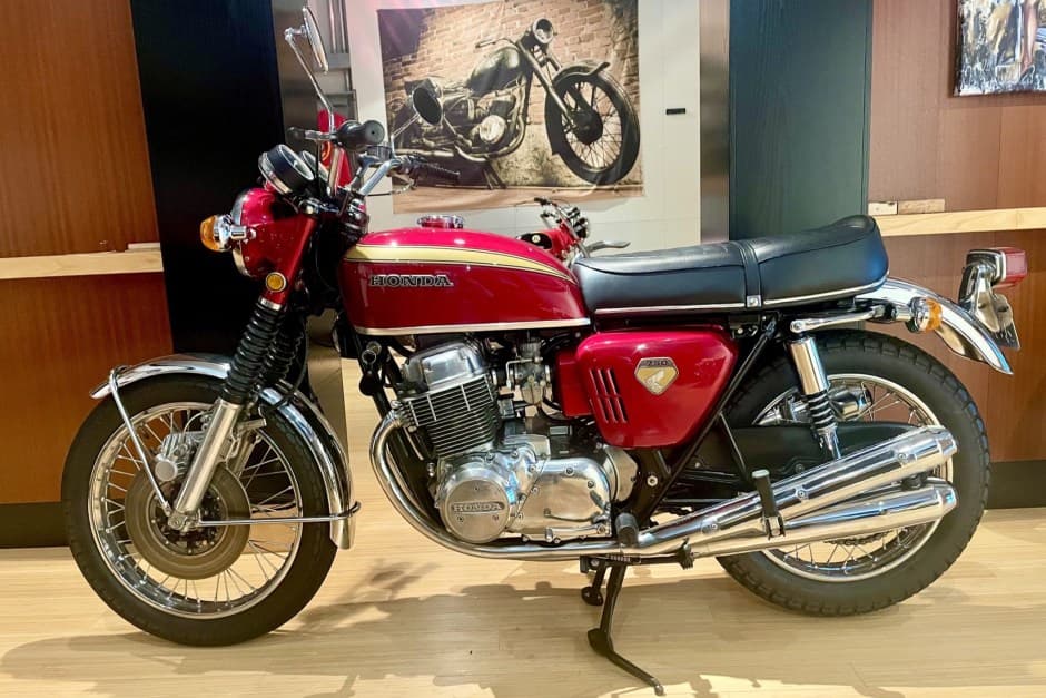 1969 Honda CB750 & CB750A sold for $22,001