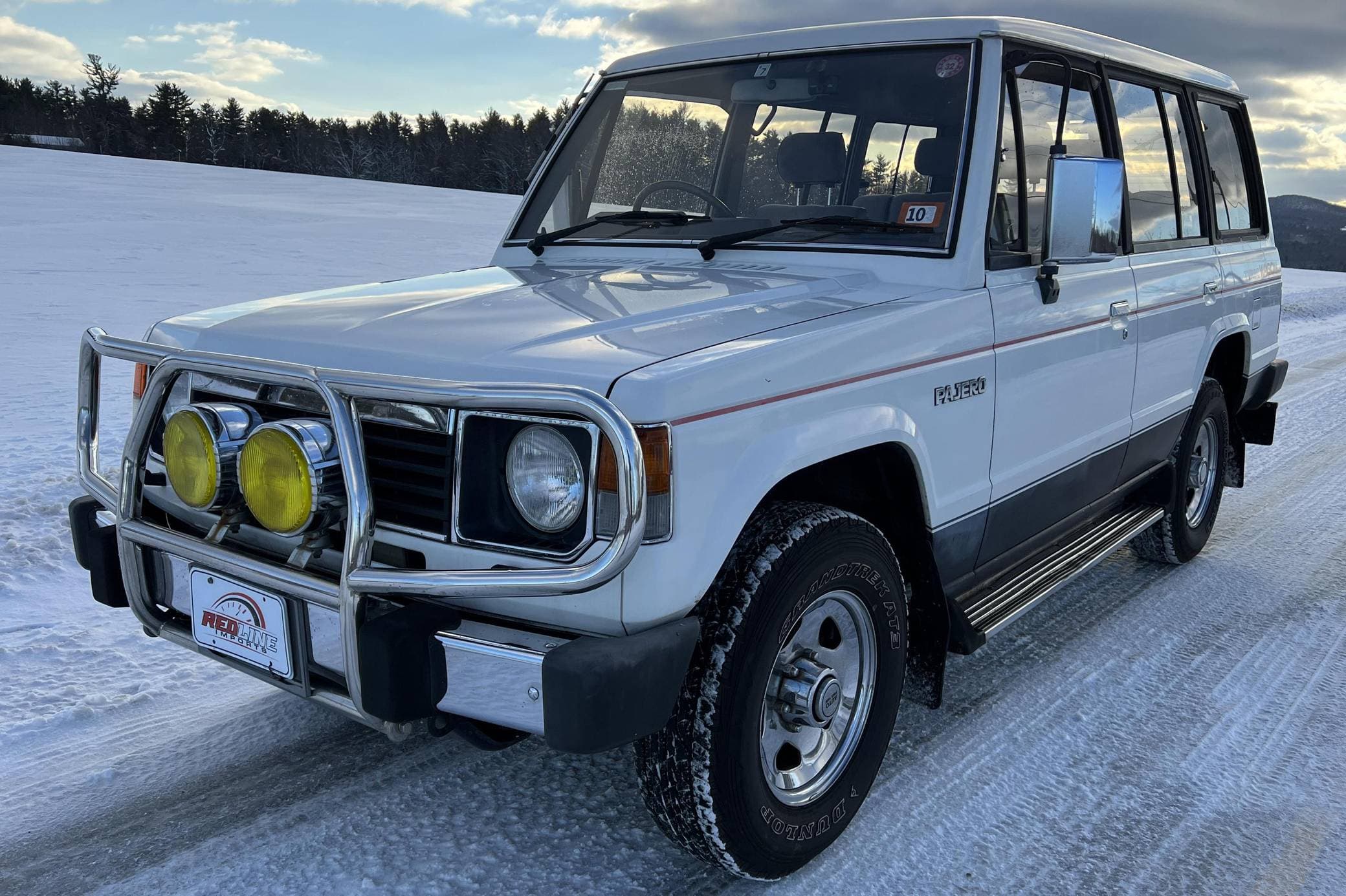 1988 Mitsubishi Pajero sold for $9,500