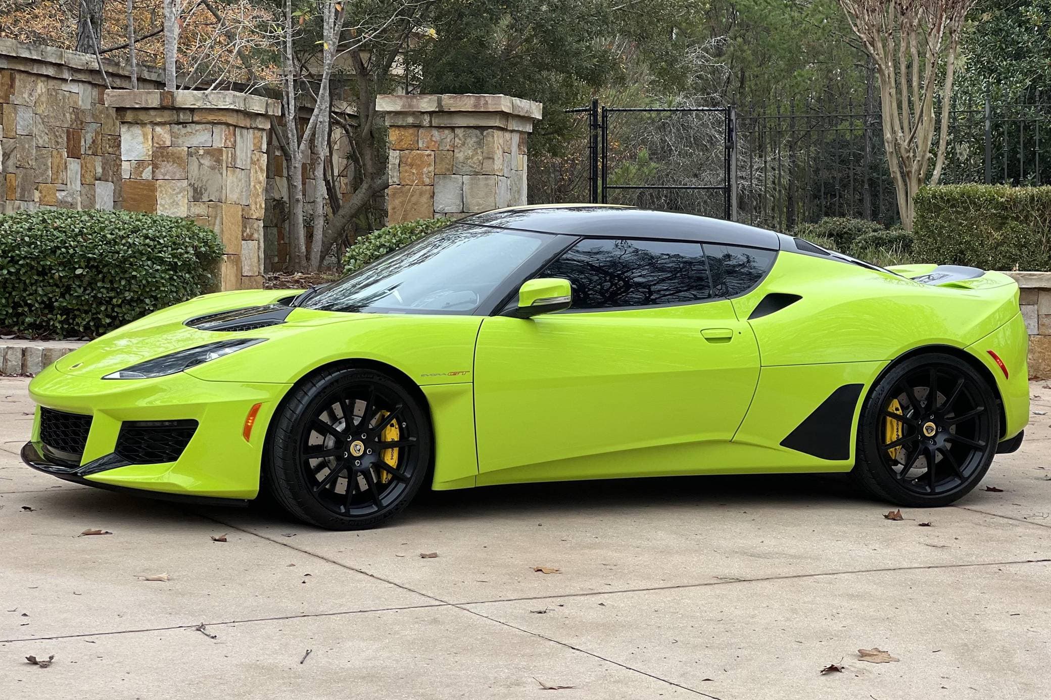 2021 Lotus Evora sold for $95,500