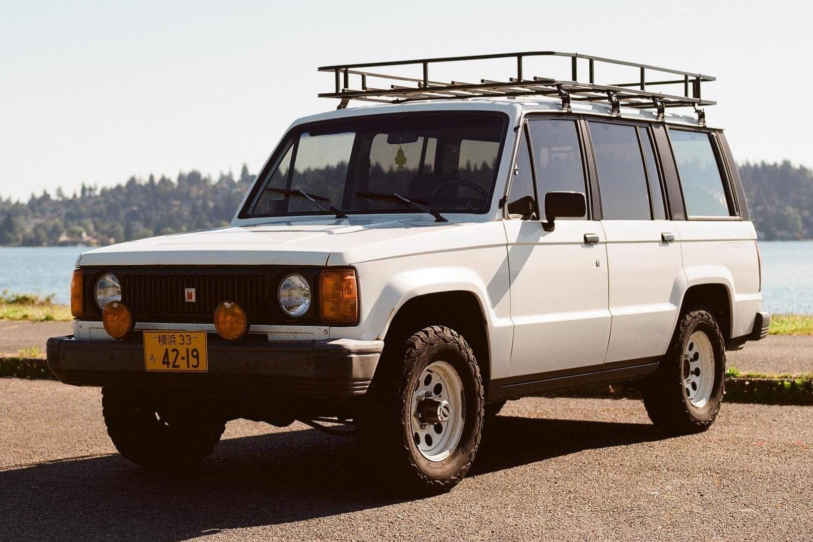 1986 Isuzu Trooper sold for $4,000