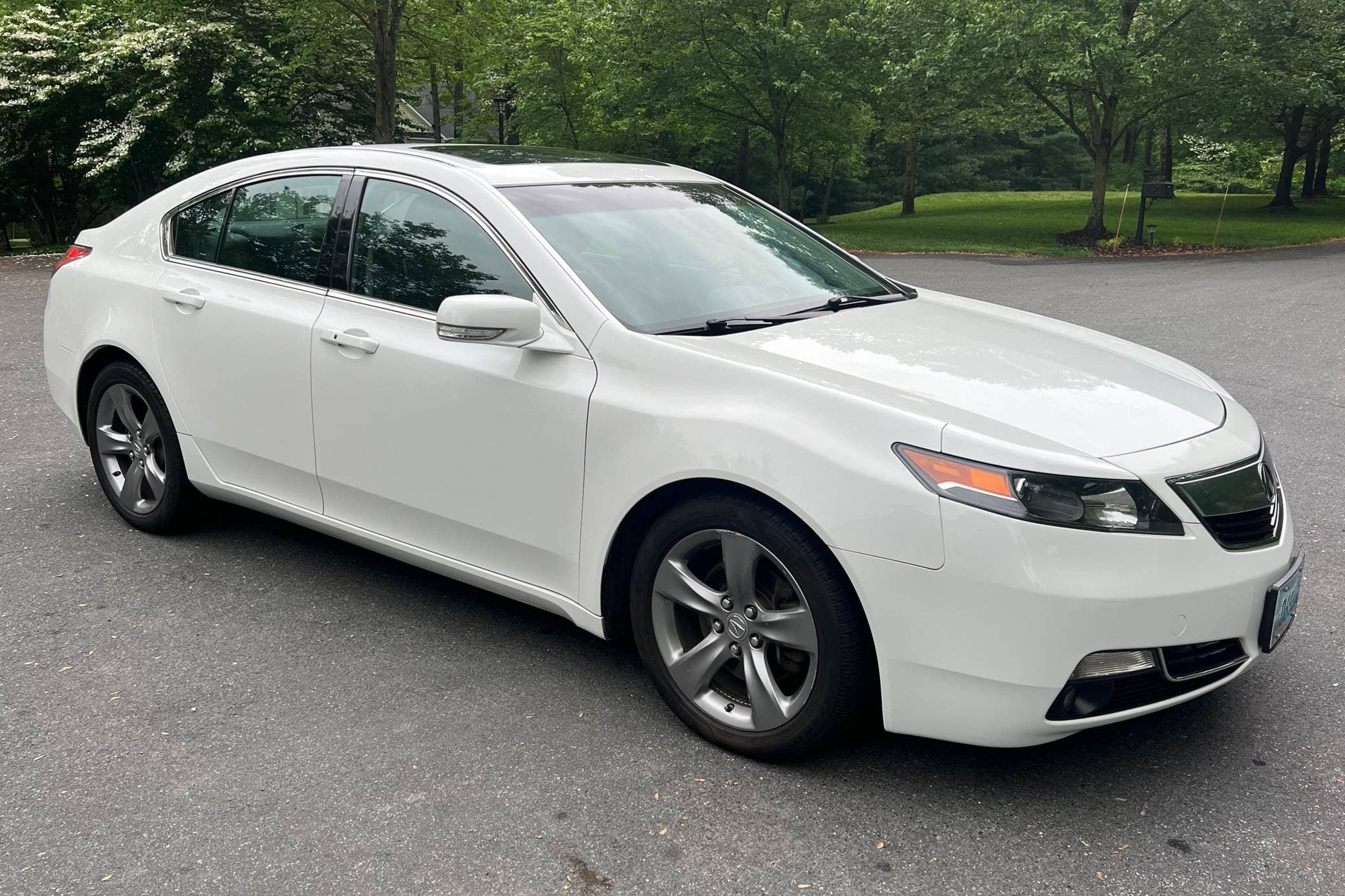 2013 Acura TL sold for $19,750