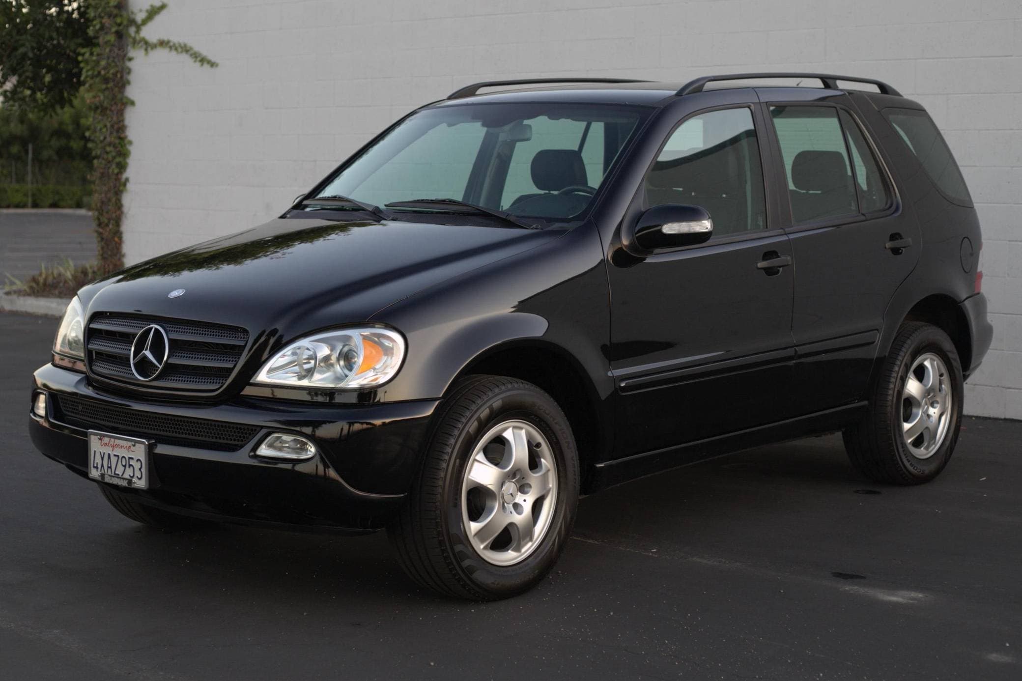 2002 Mercedes-Benz ML-Class sold for $10,500
