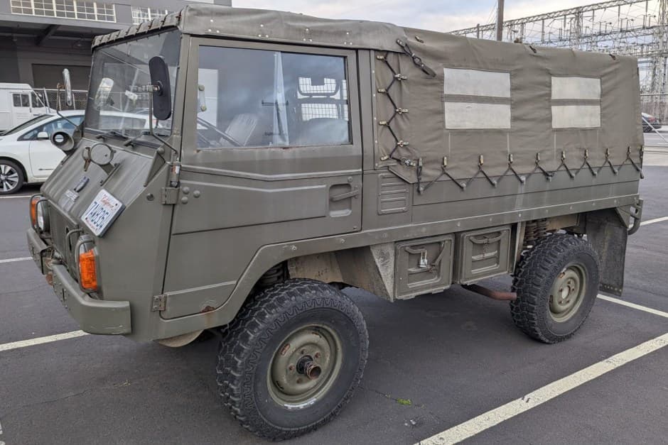 1971 Steyr-Puch Pinzgauer sold for $14,600