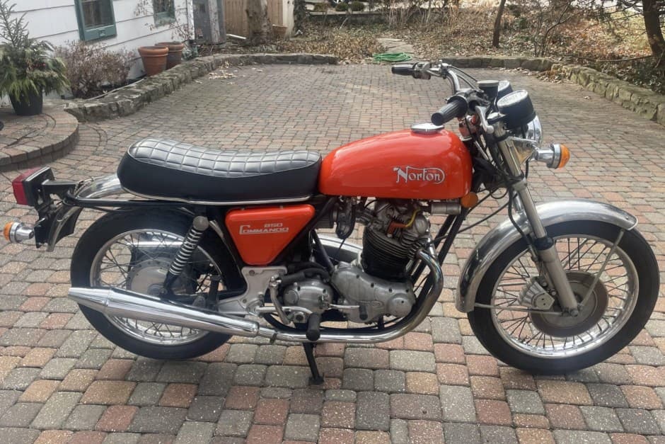 1974 Norton Commando sold for $8,100
