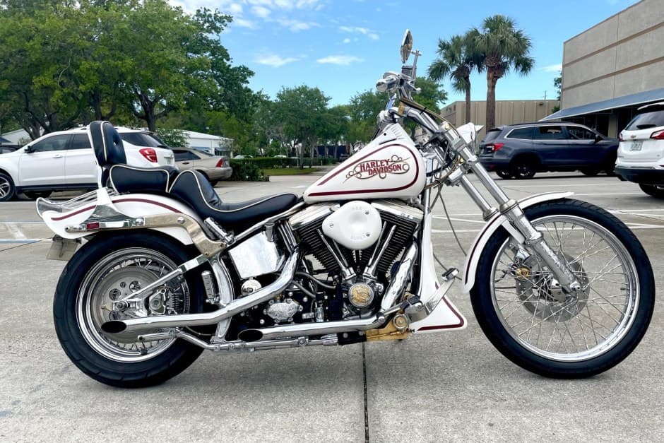 1986 Harley-Davidson Softail sold for $8,900