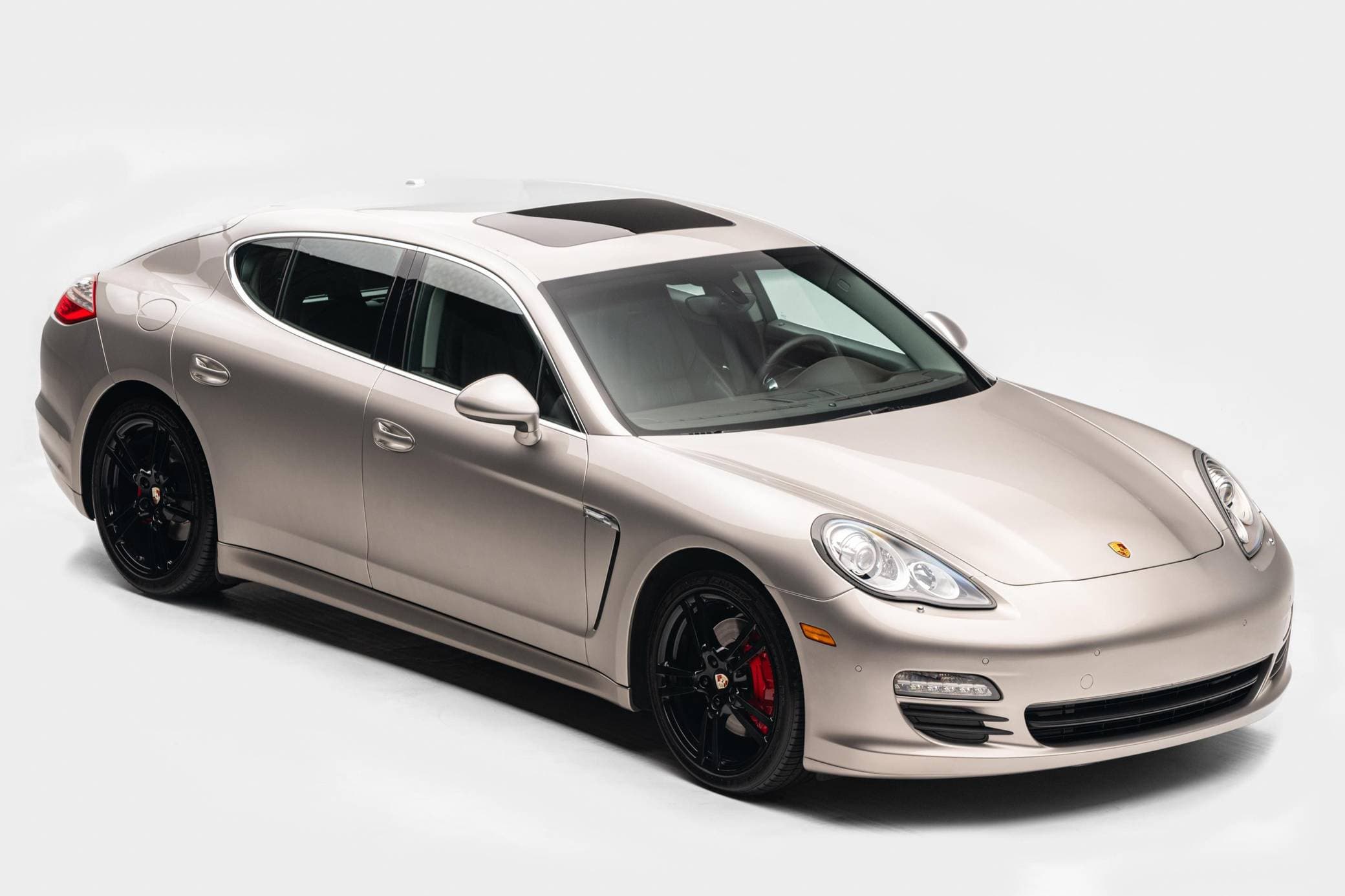 2010 Porsche Panamera sold for $23,500