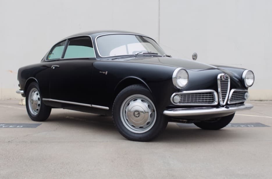 1960 Alfa Romeo 750/101 Series Giulietta & Giulia sold for $56,000