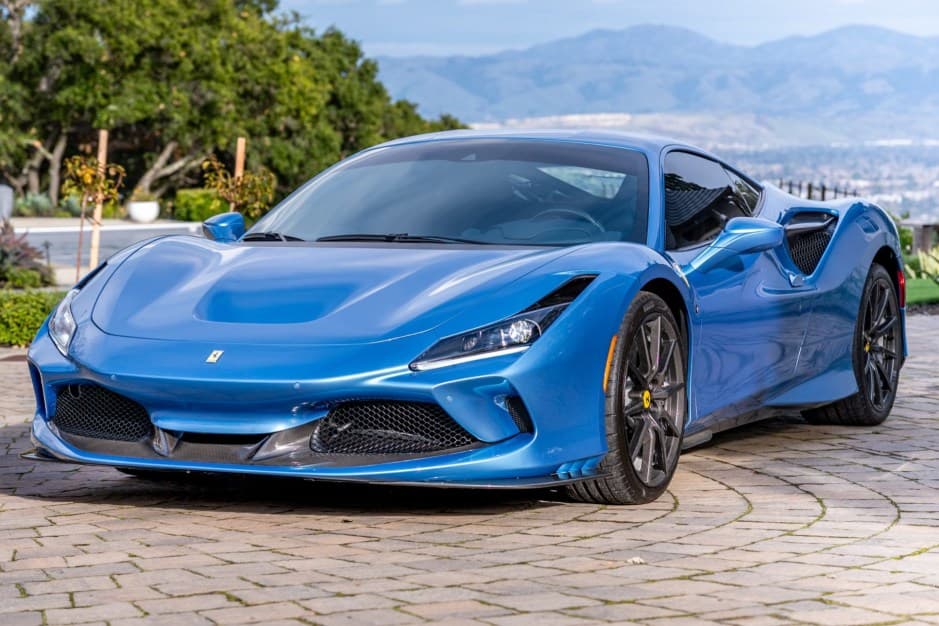 2022 Ferrari F8 sold for $392,000