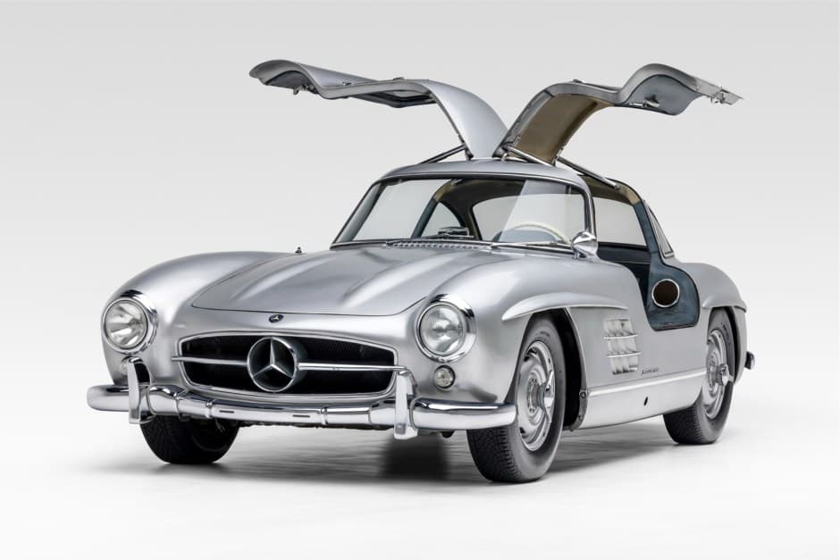 1955 Mercedes-Benz 300SL Gullwing & Roadster sold for $1,350,000