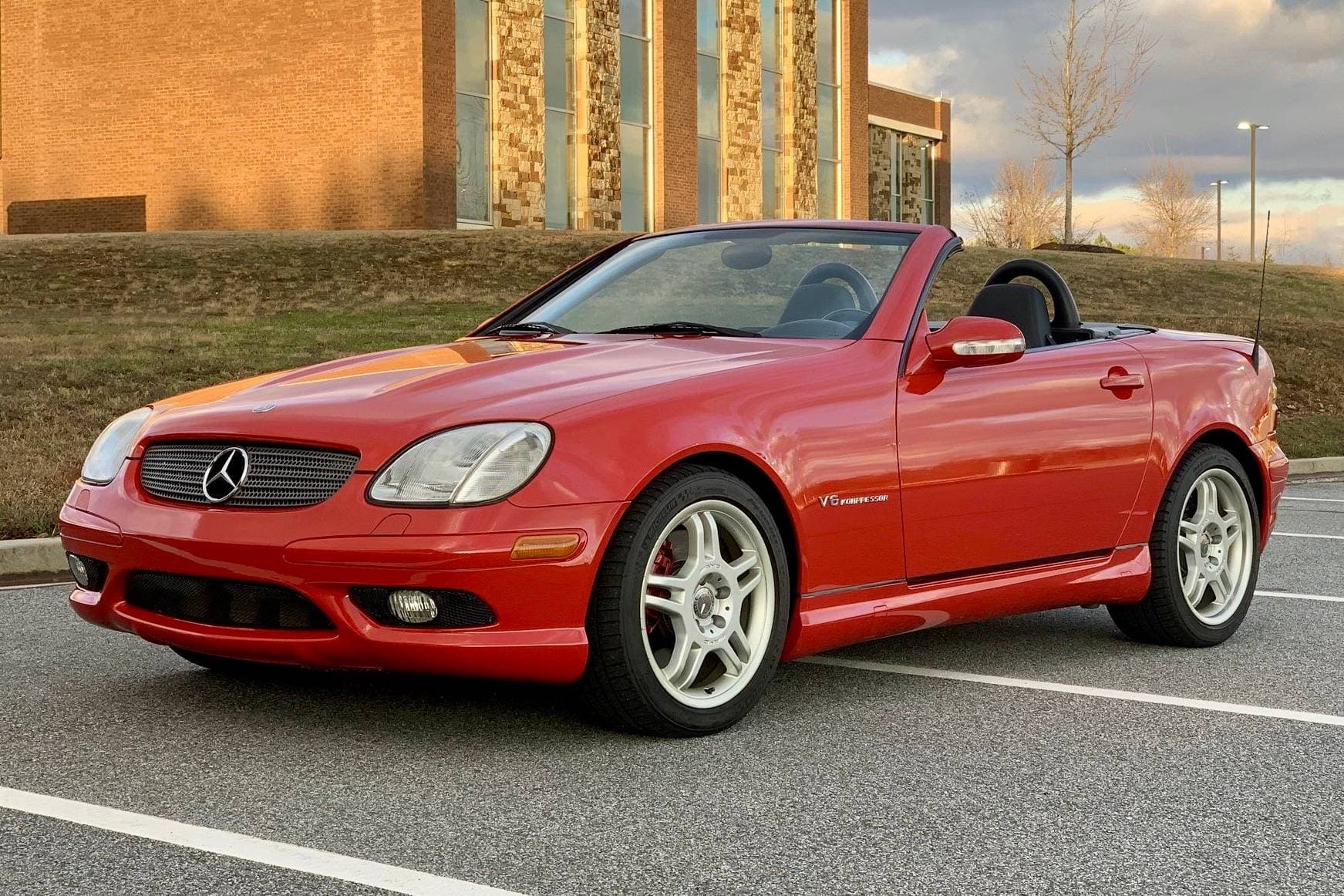 2002 Mercedes-Benz SLK AMG sold for $9,551