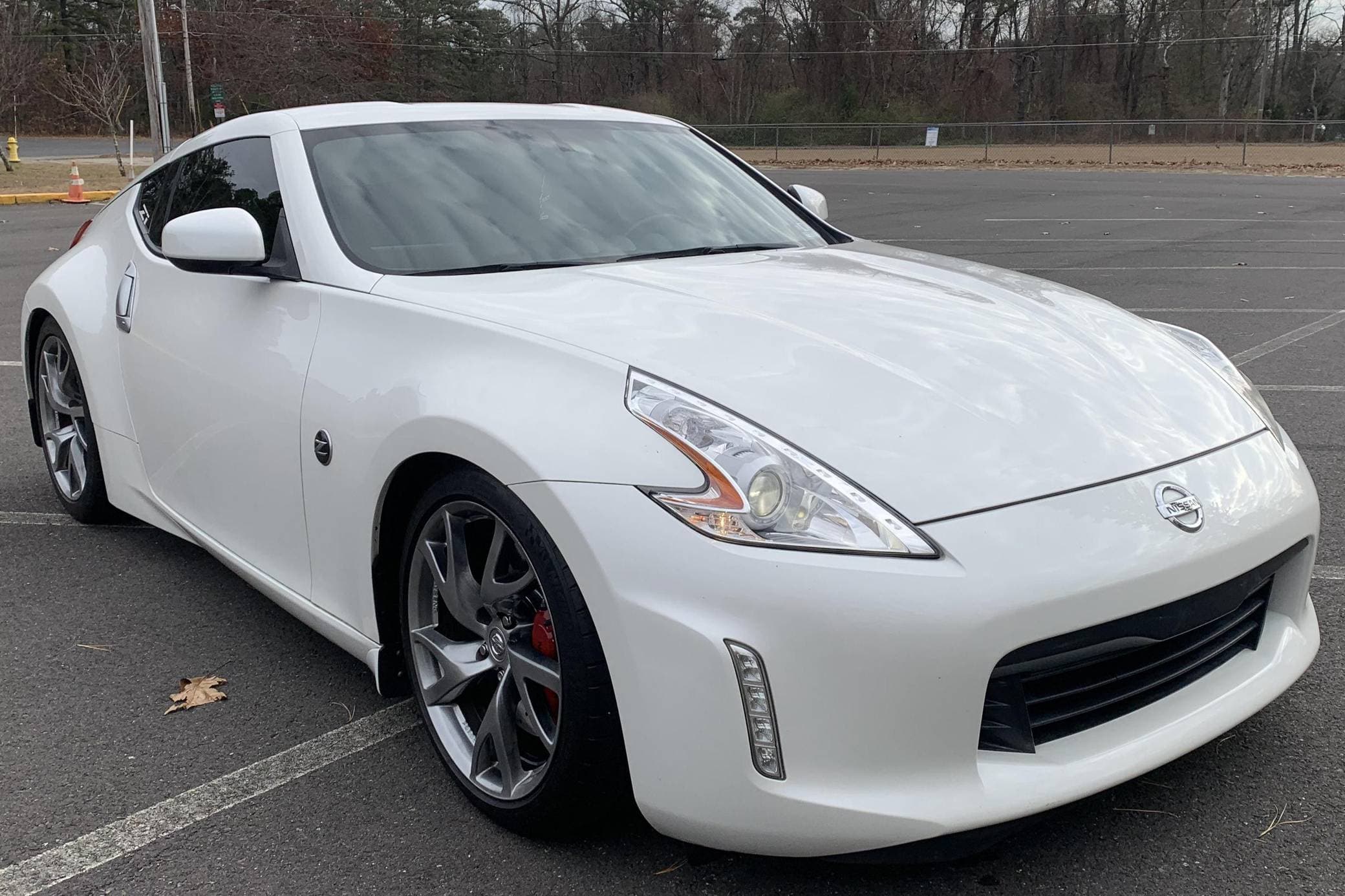 2014 Nissan 370Z sold for $20,250
