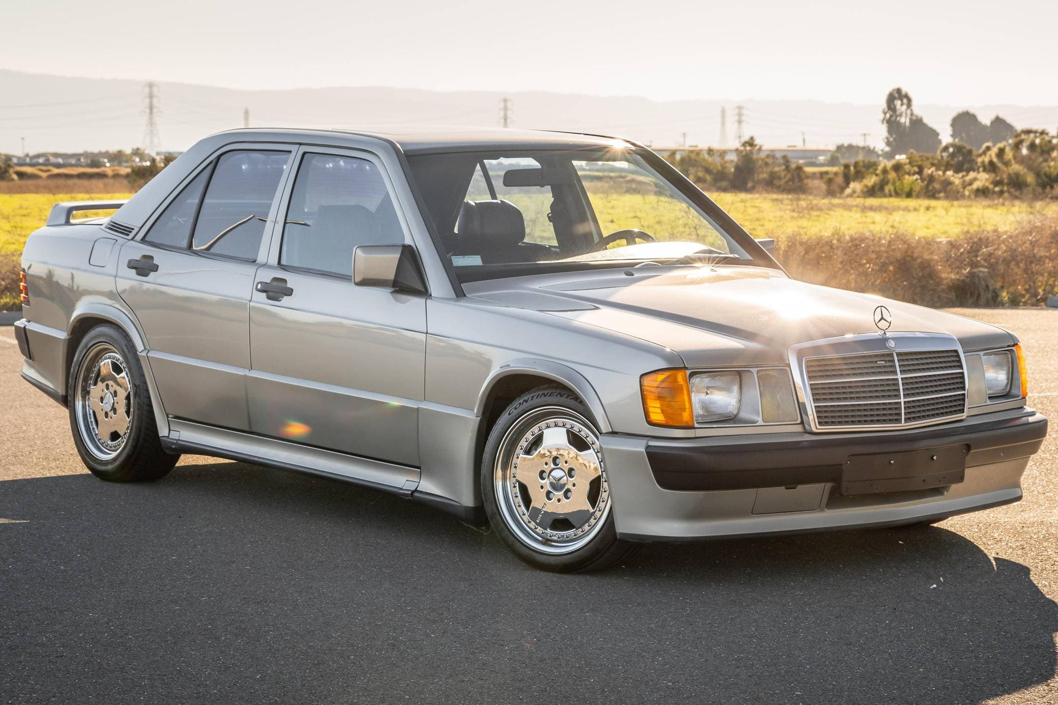 1986 Mercedes-Benz C-Class sold for $17,750