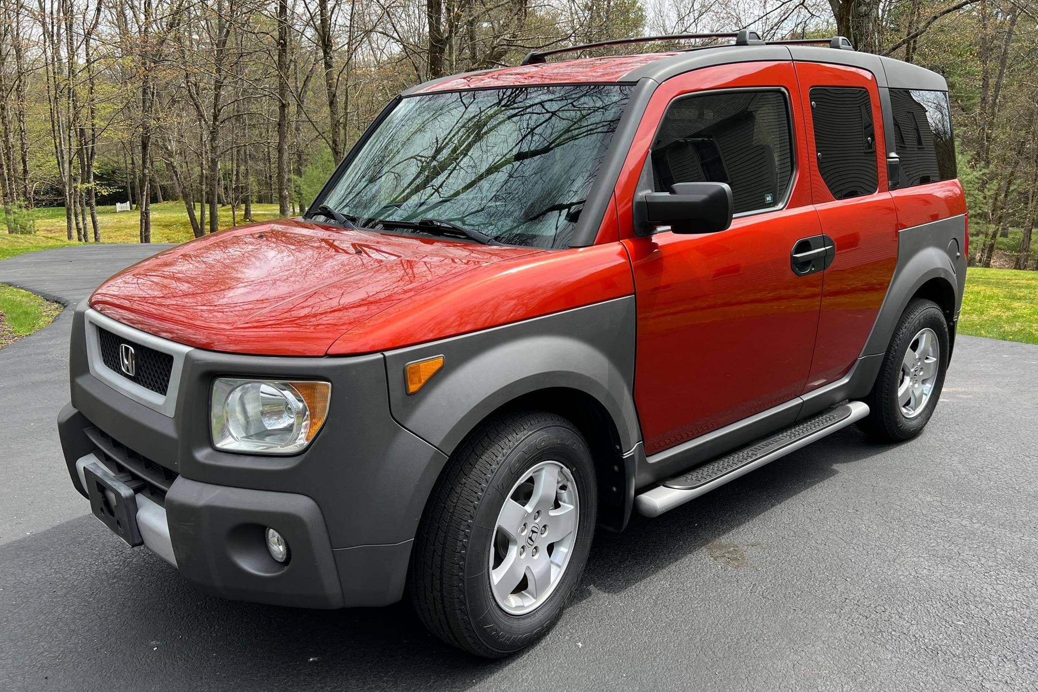 2004 Honda Element sold for $11,400